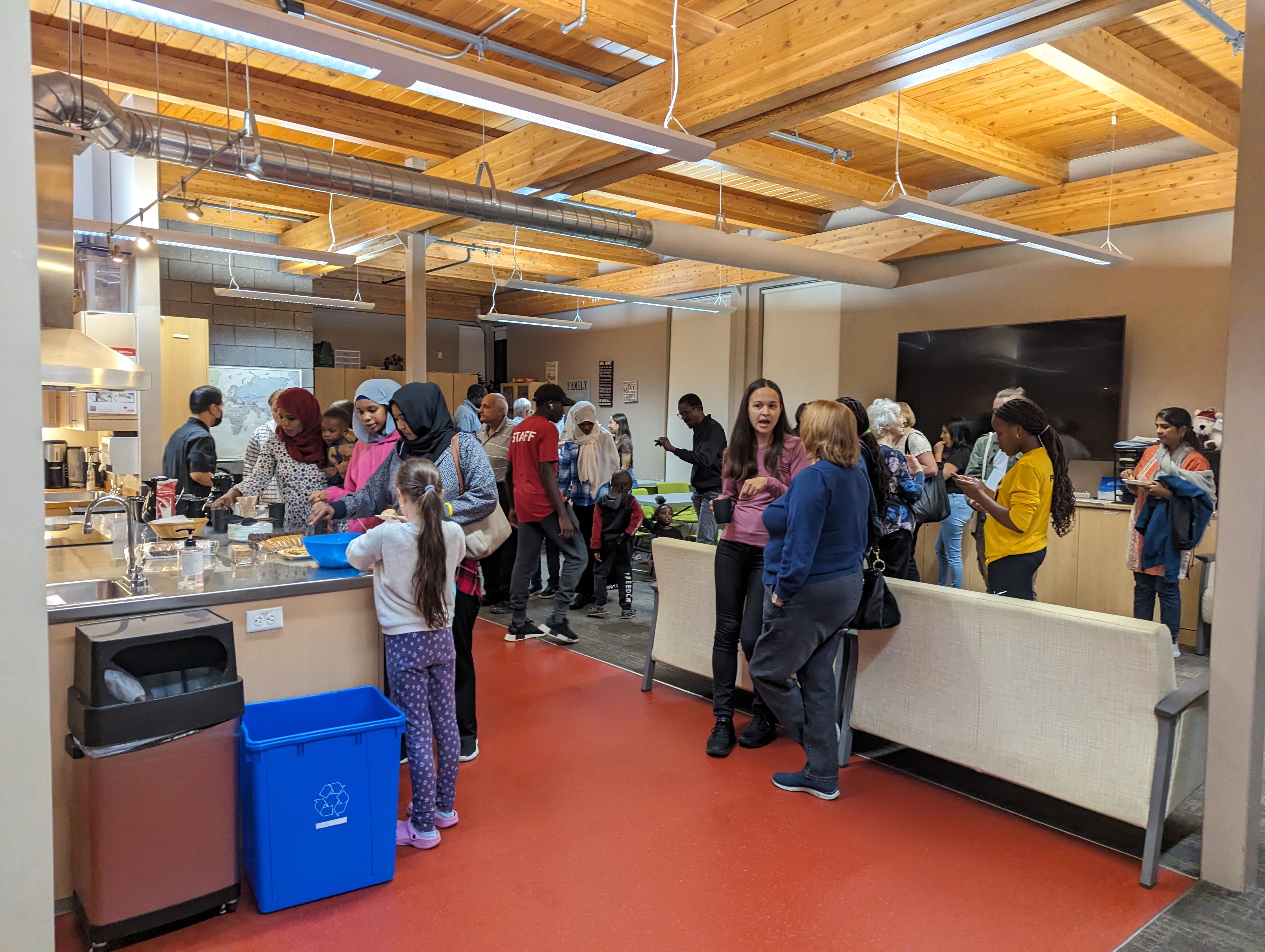 Group of people at the LHCC English Cafe Program
